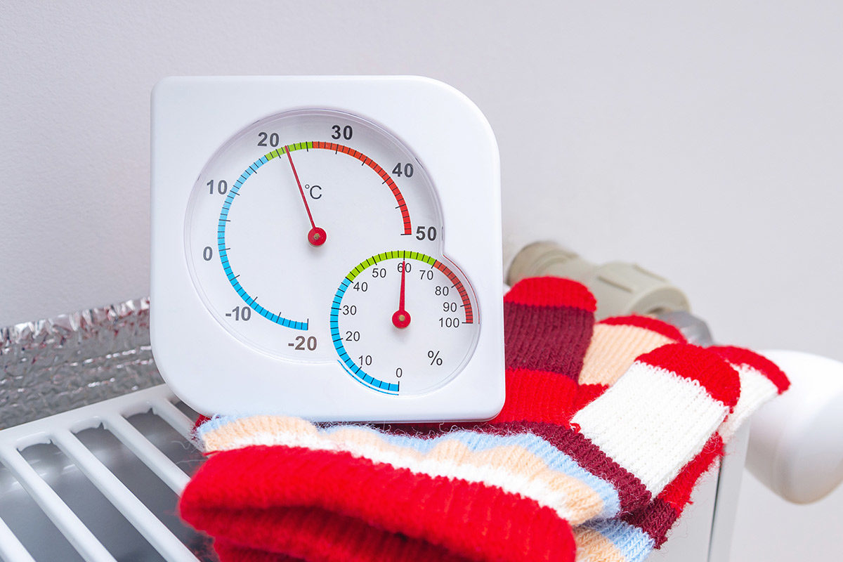 Luftbefeuchtung_Innenraum_mit_Nebeltechnik_Systemen_Raintime_FOGCenter_Hygrometer